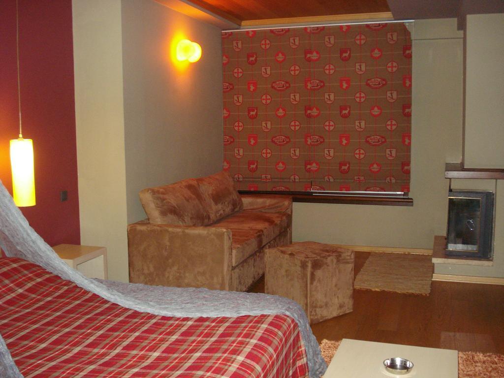 Hotel Koziakas Eláti Habitación foto
